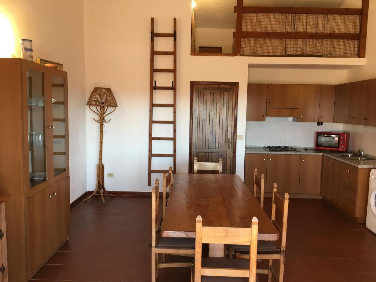 Borgo Spiaggia Изола-Росса Экстерьер фото